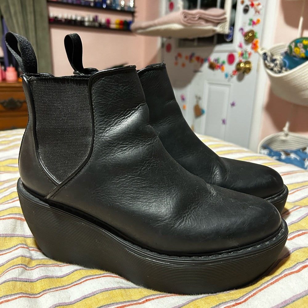 Dr Martens Aerial mega platform chunky size 7 women’s